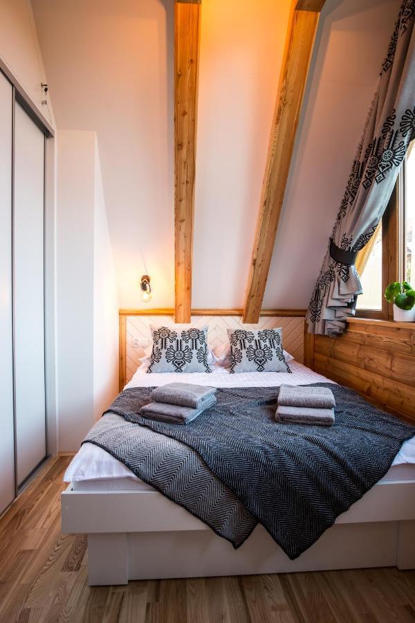 Domek & Apartament Na Ogrodzie Сухе Экстерьер фото