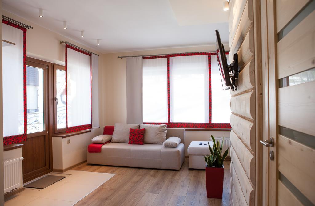 Domek & Apartament Na Ogrodzie Сухе Экстерьер фото